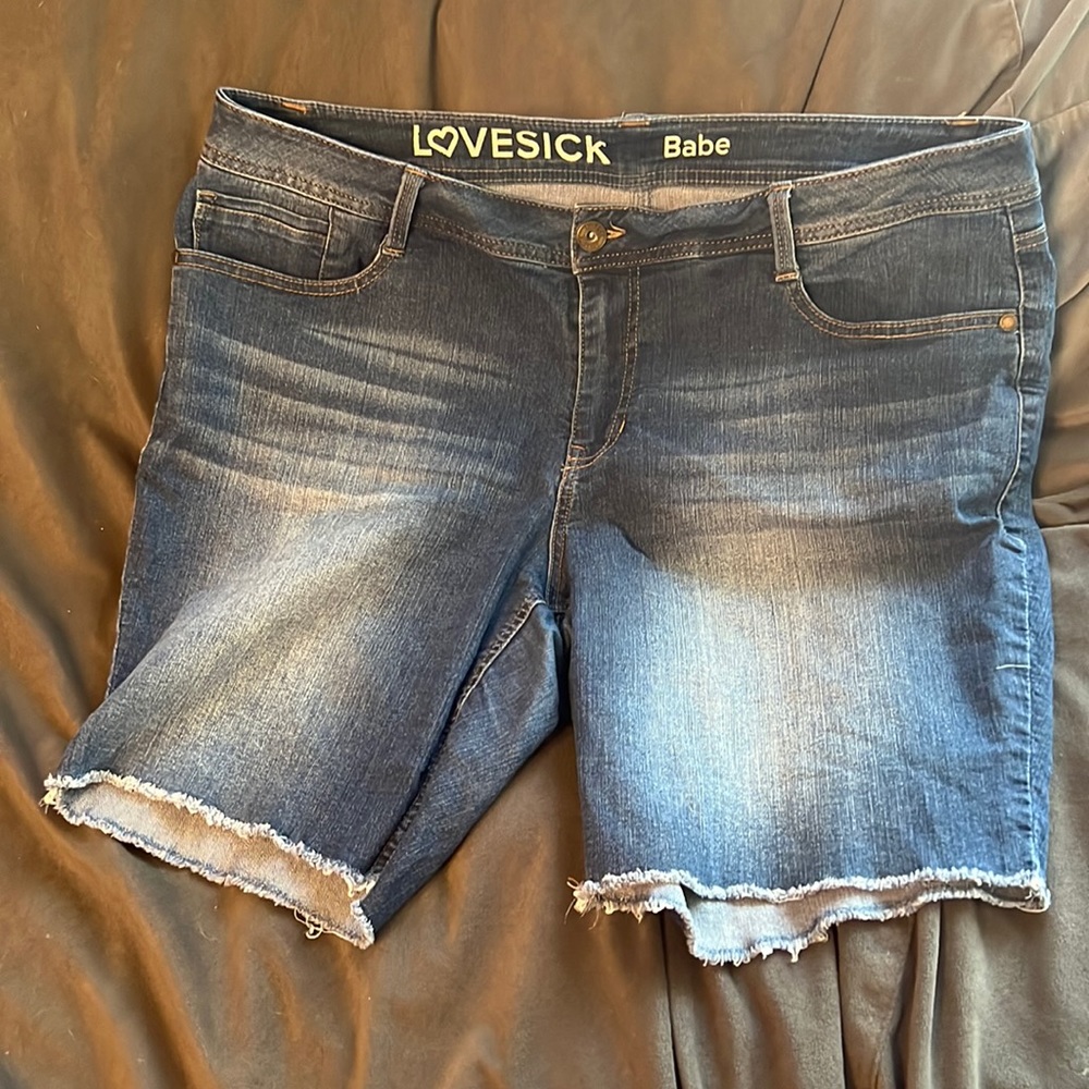 Lovesick Bermuda-Length Jean Shorts